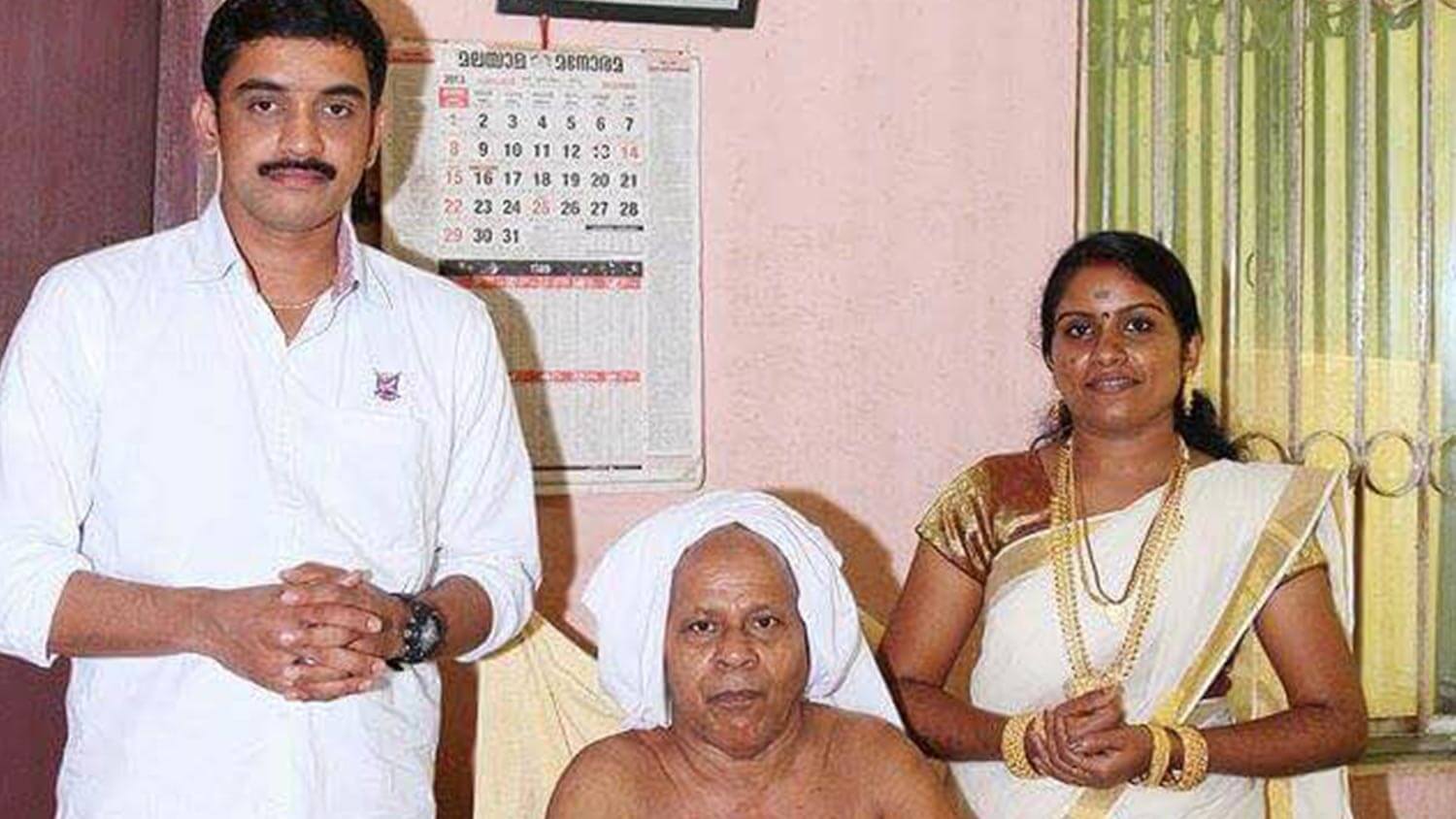 3_Sajan-with-Swamiji